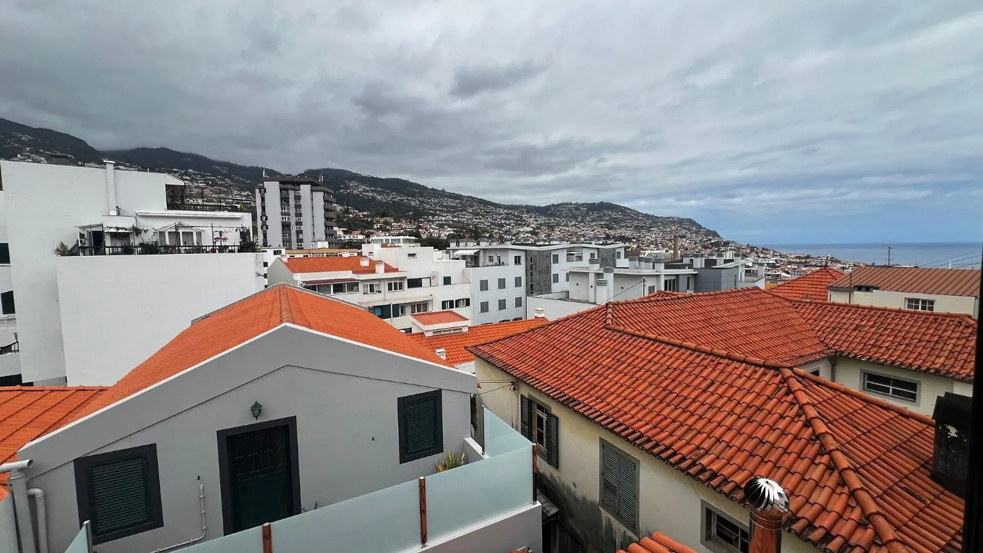 Great Stay T3 Funchal Central Duplex Retreat